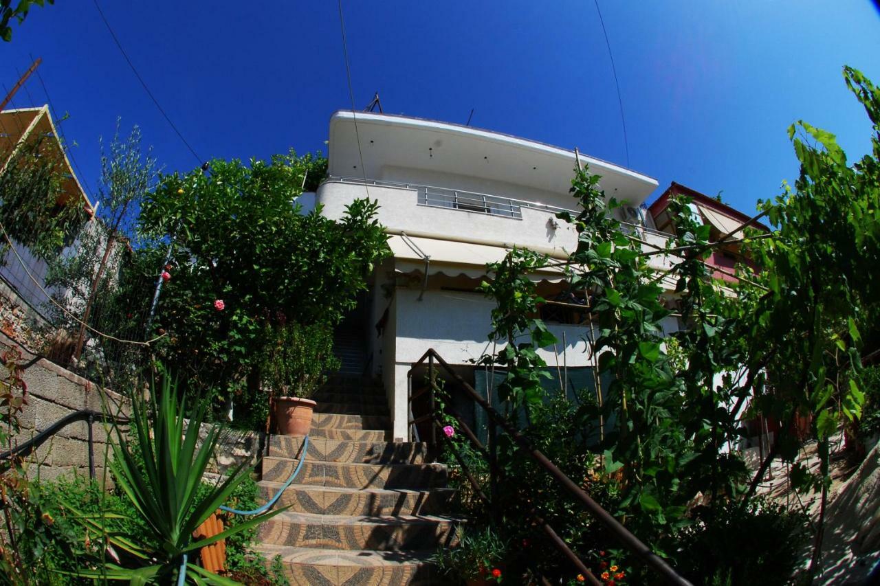 Rafail'S Apartment Sarandë 외부 사진