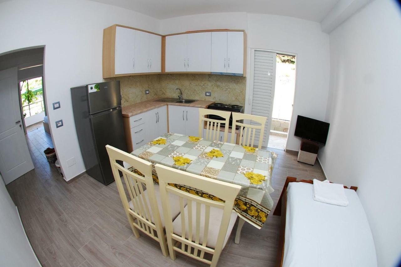 Rafail'S Apartment Sarandë 외부 사진